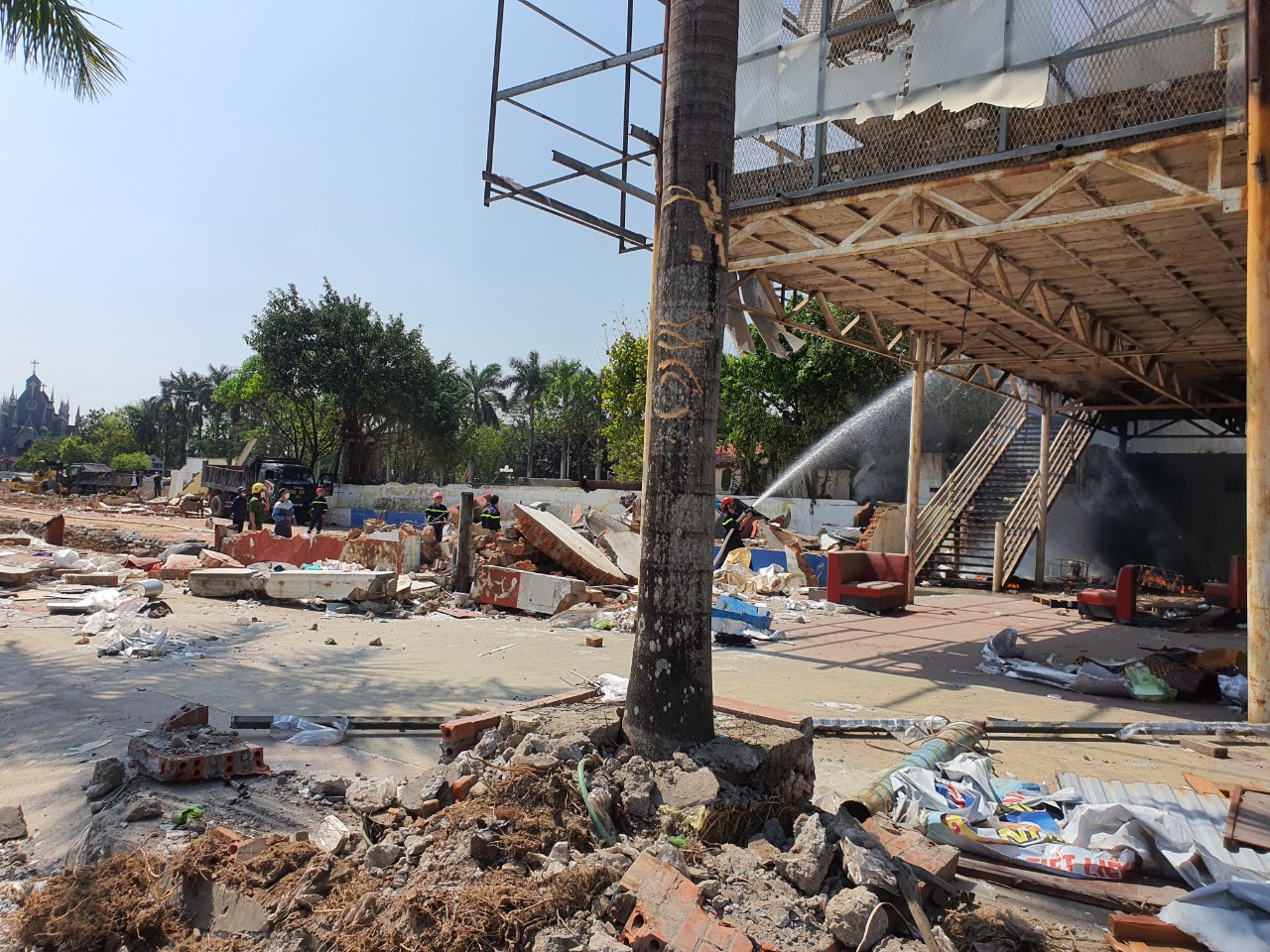 Thông tin về vụ cháy trong Cung văn hoá thiếu nhi (Lạch tray)